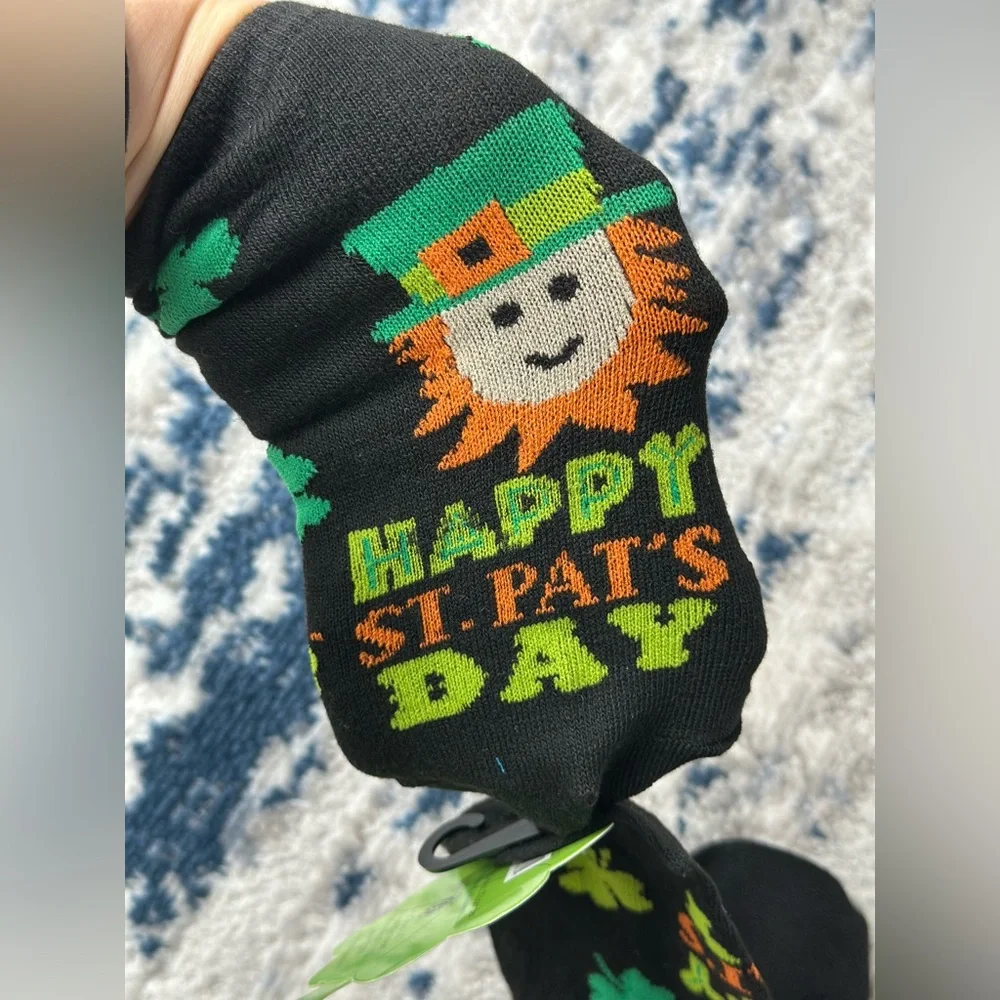 NWT HAPPY ST. PADDY’S DAY SOCKS